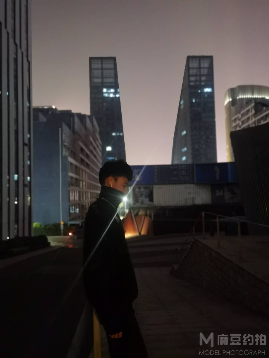 暗黑模特