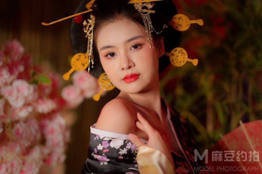 妆容模特