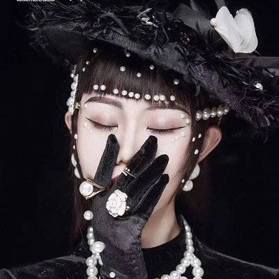 妆容模特