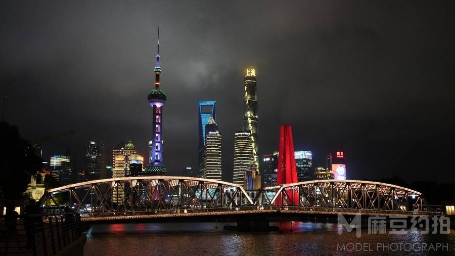 夜景模特