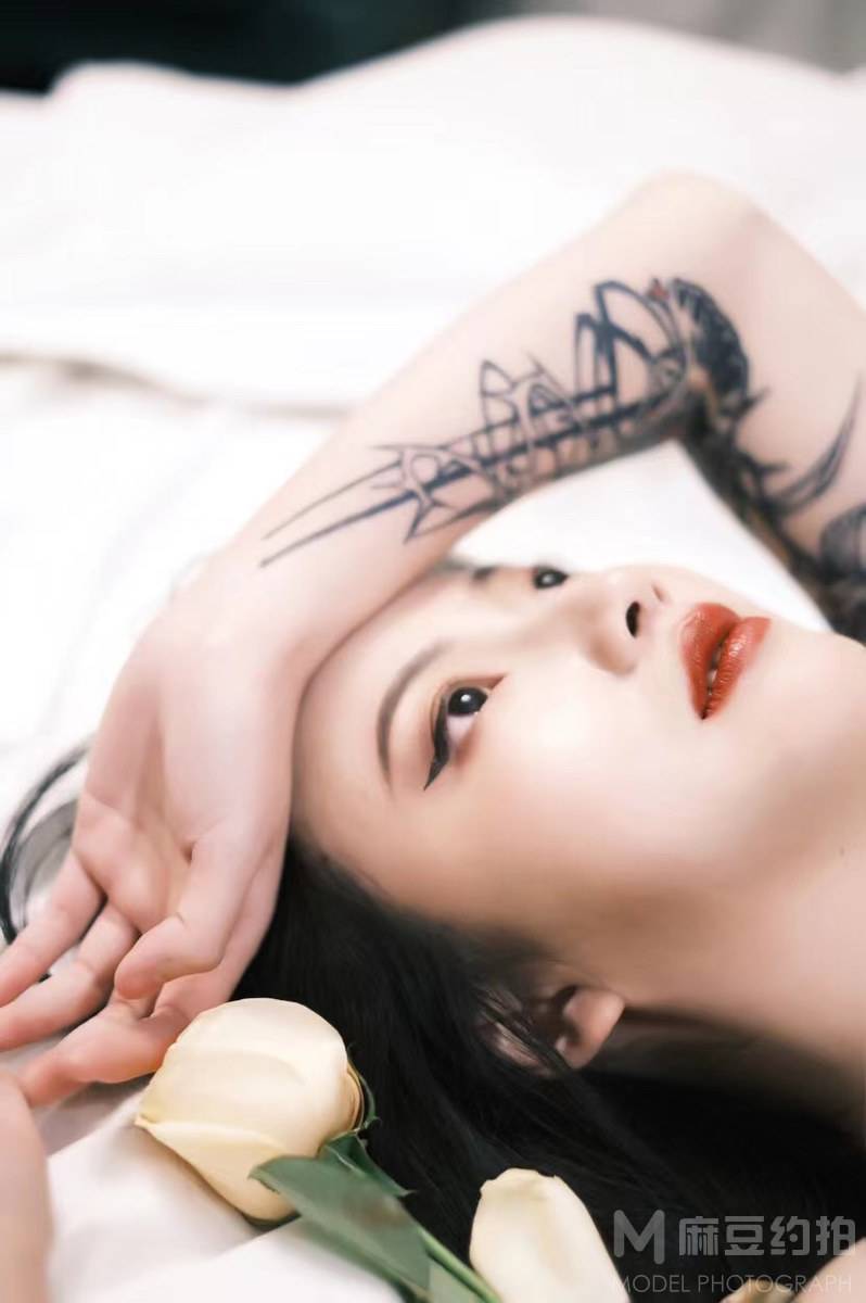 胶片模特