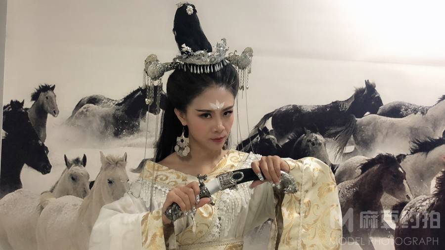 汉服模特