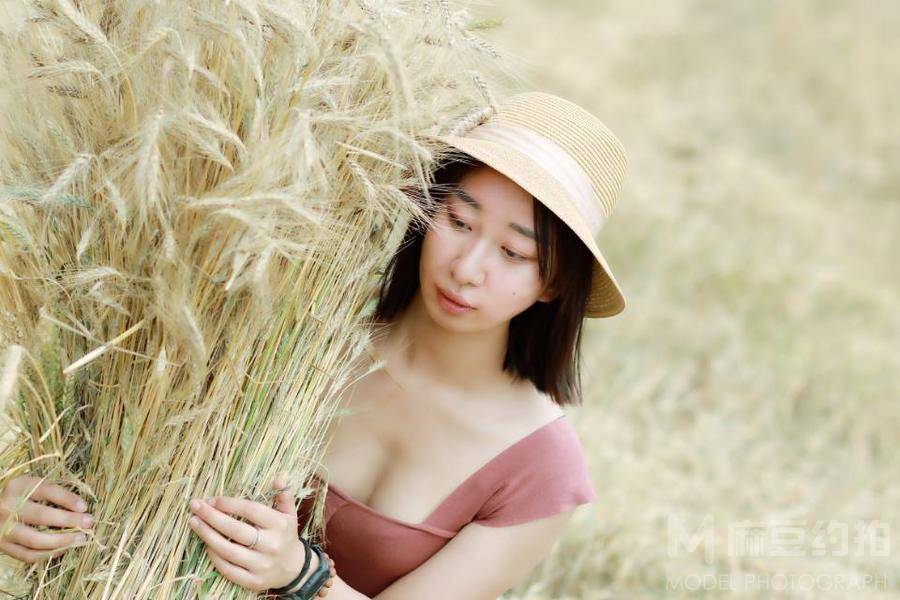 清新模特