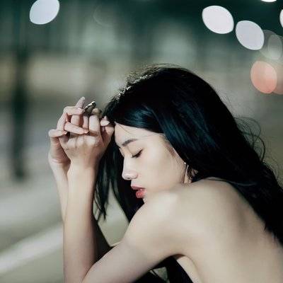 情绪模特