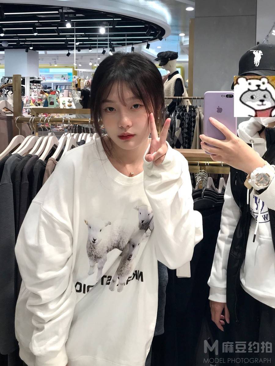 校园模特