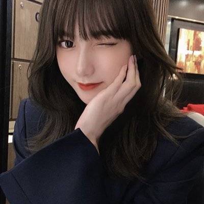 宝丽来模特