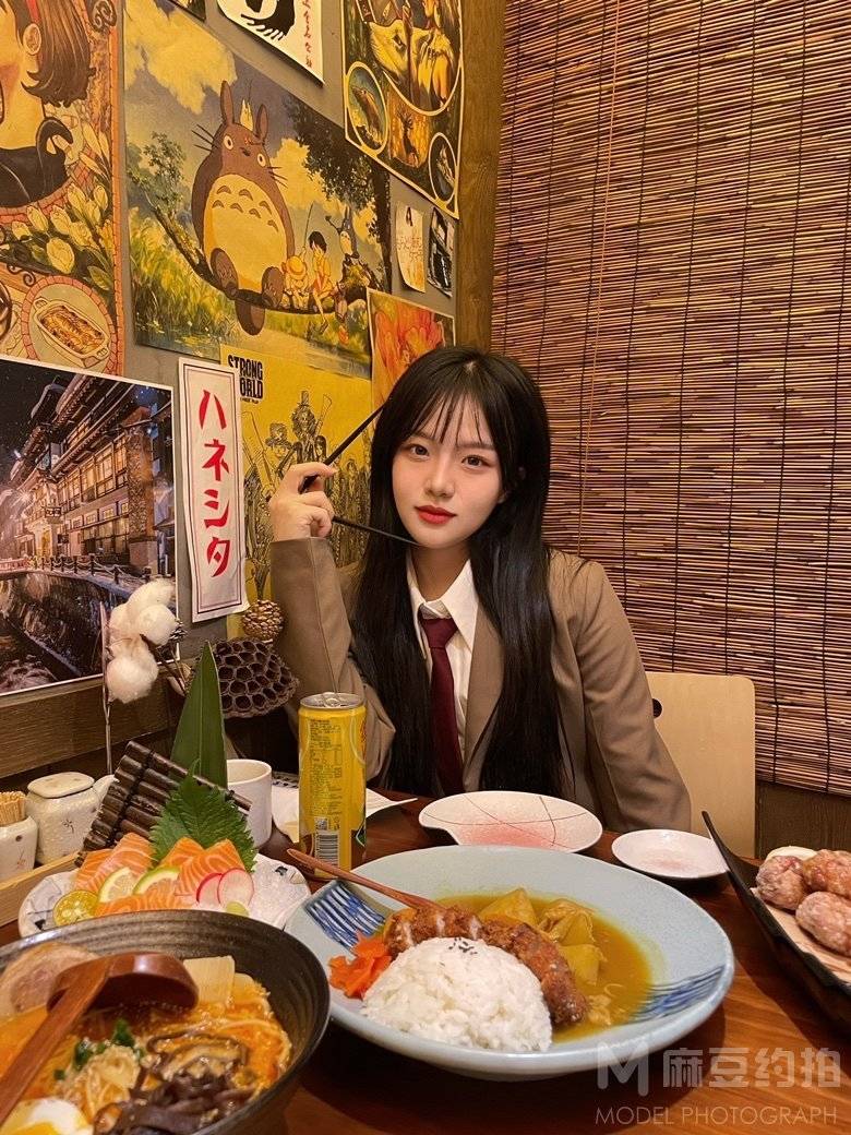 清新模特