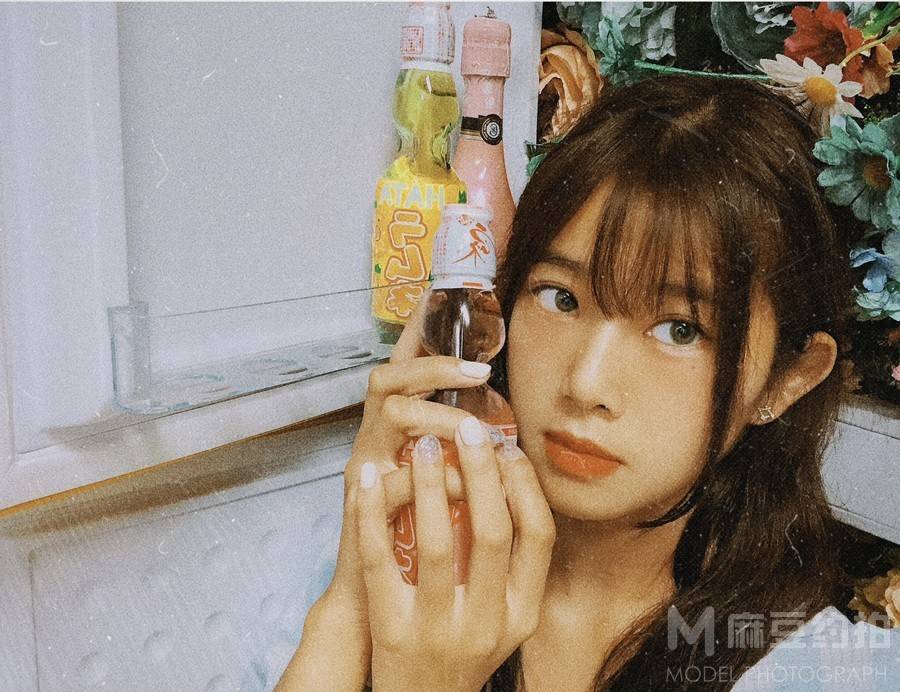 胶片模特