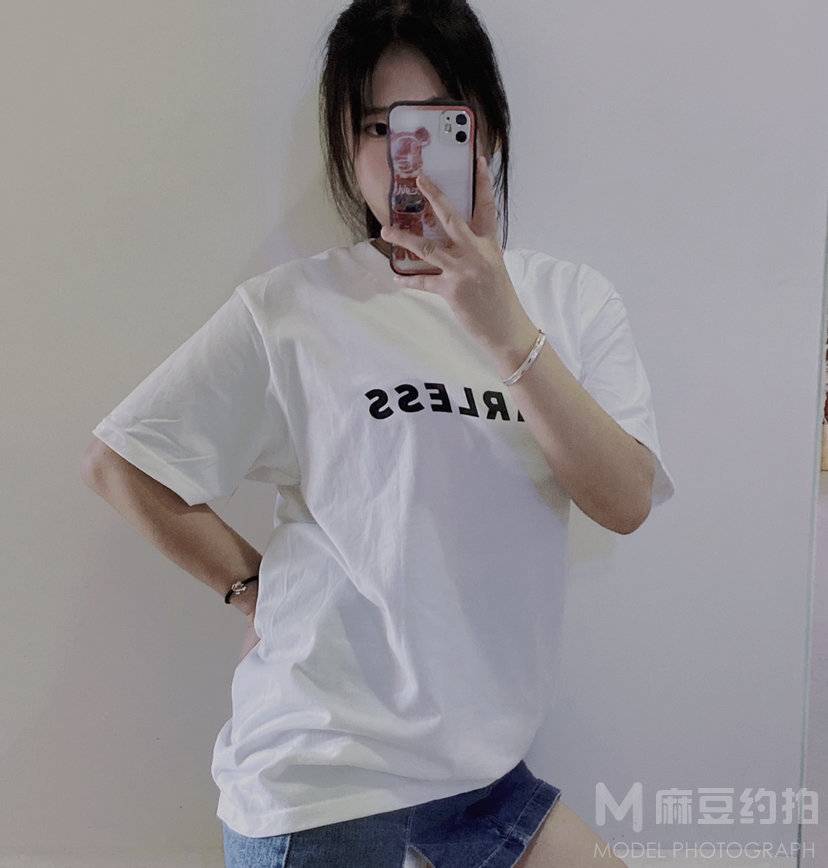 纪实模特