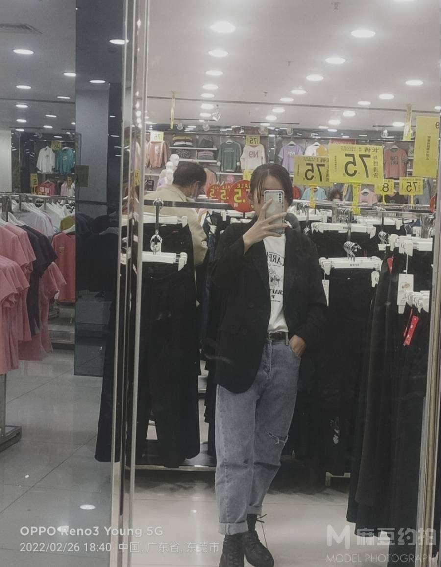 暗黑模特