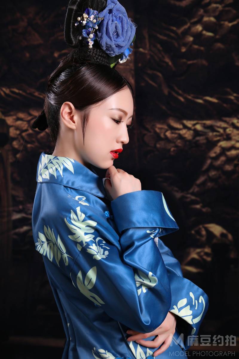 妆容模特