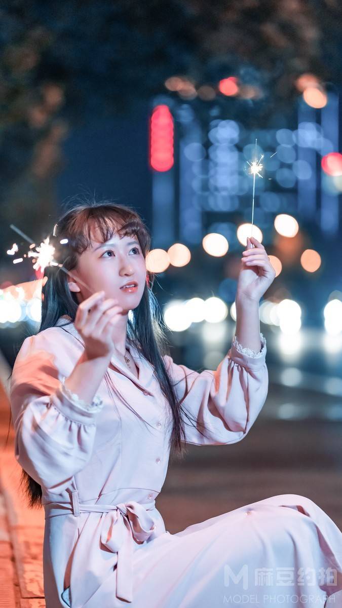 夜景模特