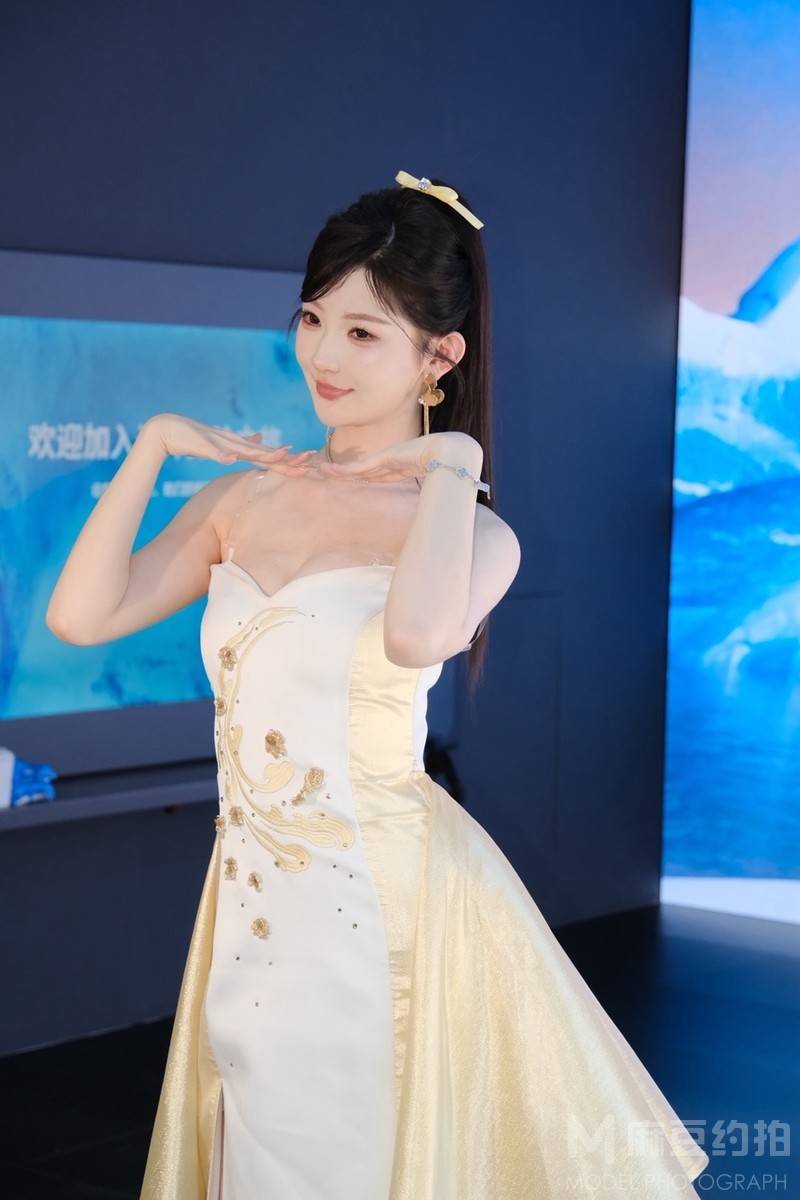 清新模特
