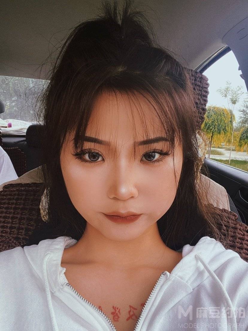 胶片模特