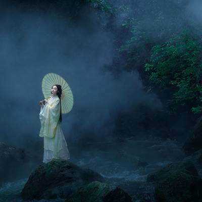 汉服模特