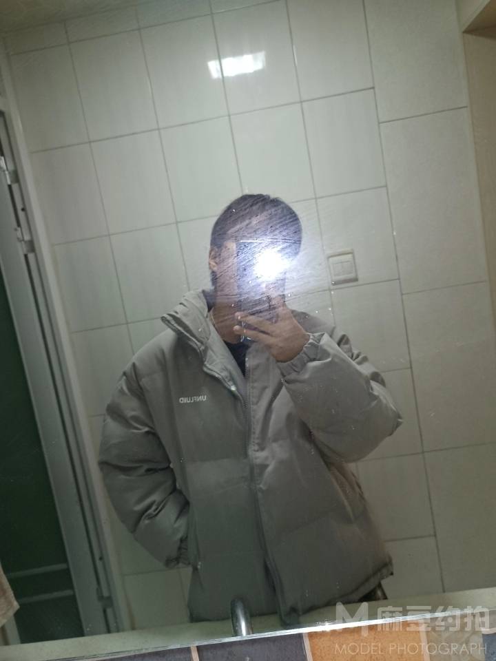 黑白模特