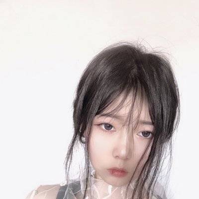 黑白模特