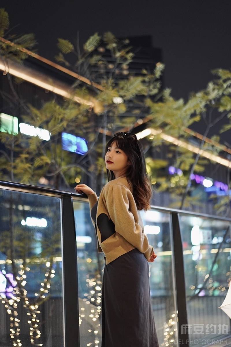 夜景模特
