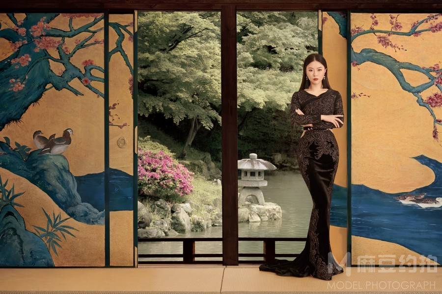 妆容模特