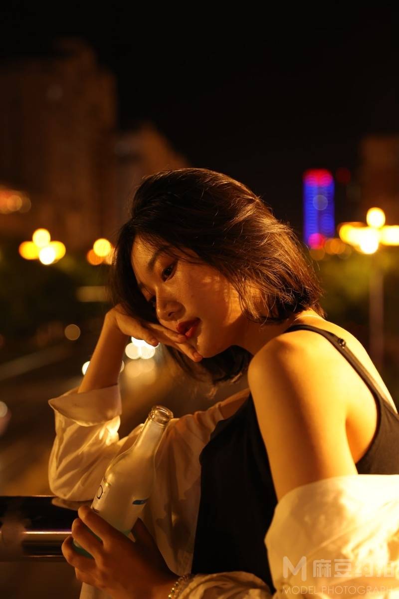 夜景模特