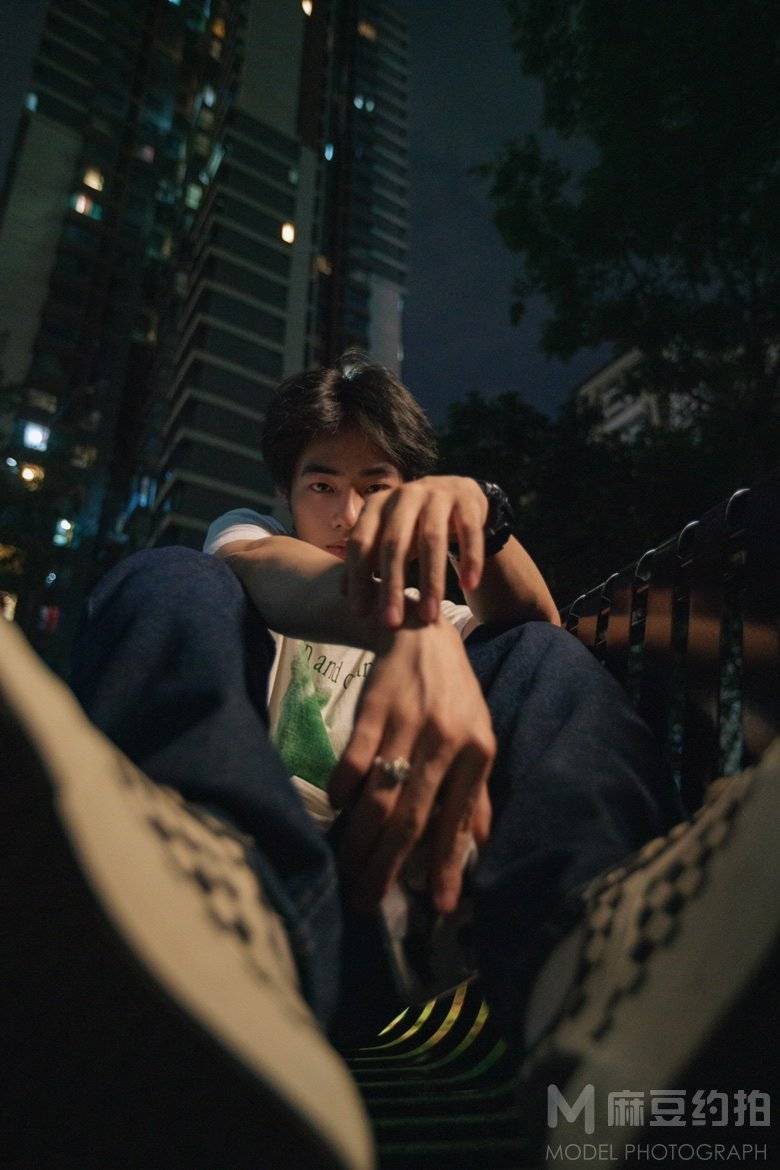 夜景模特