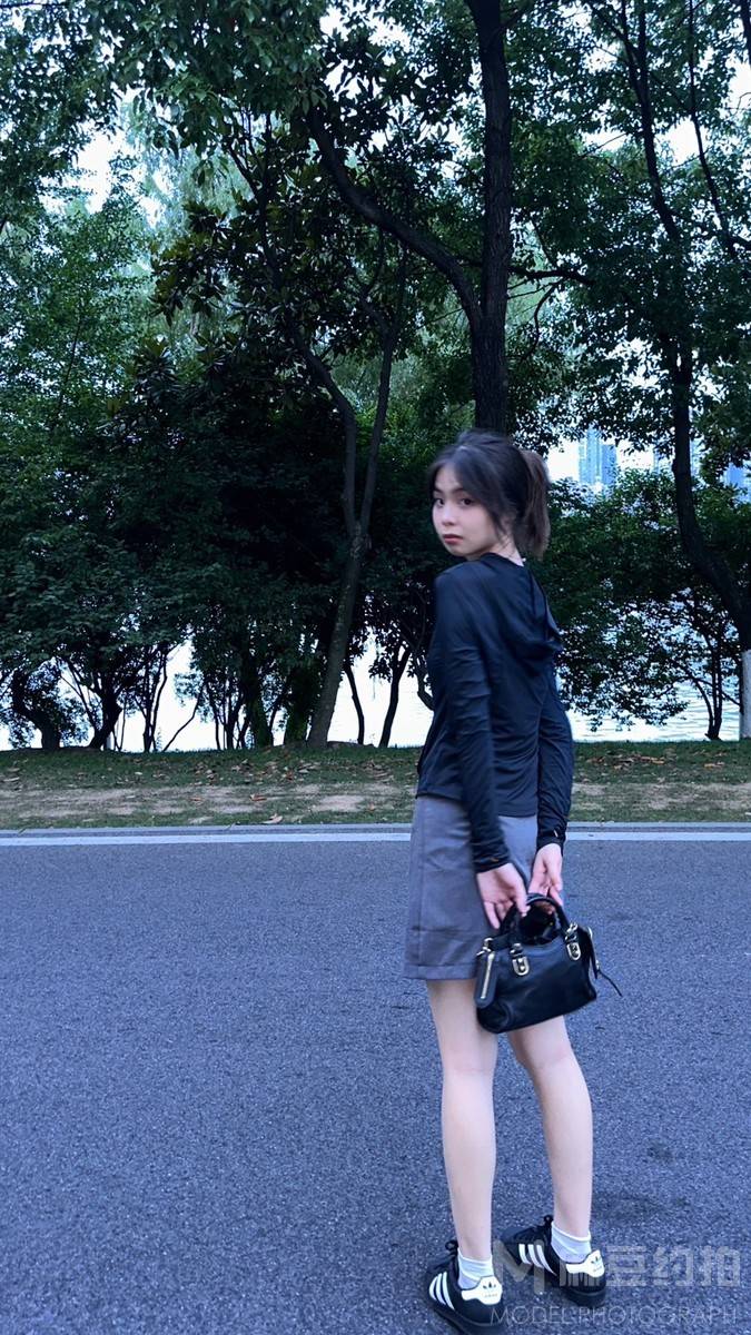 胶片模特