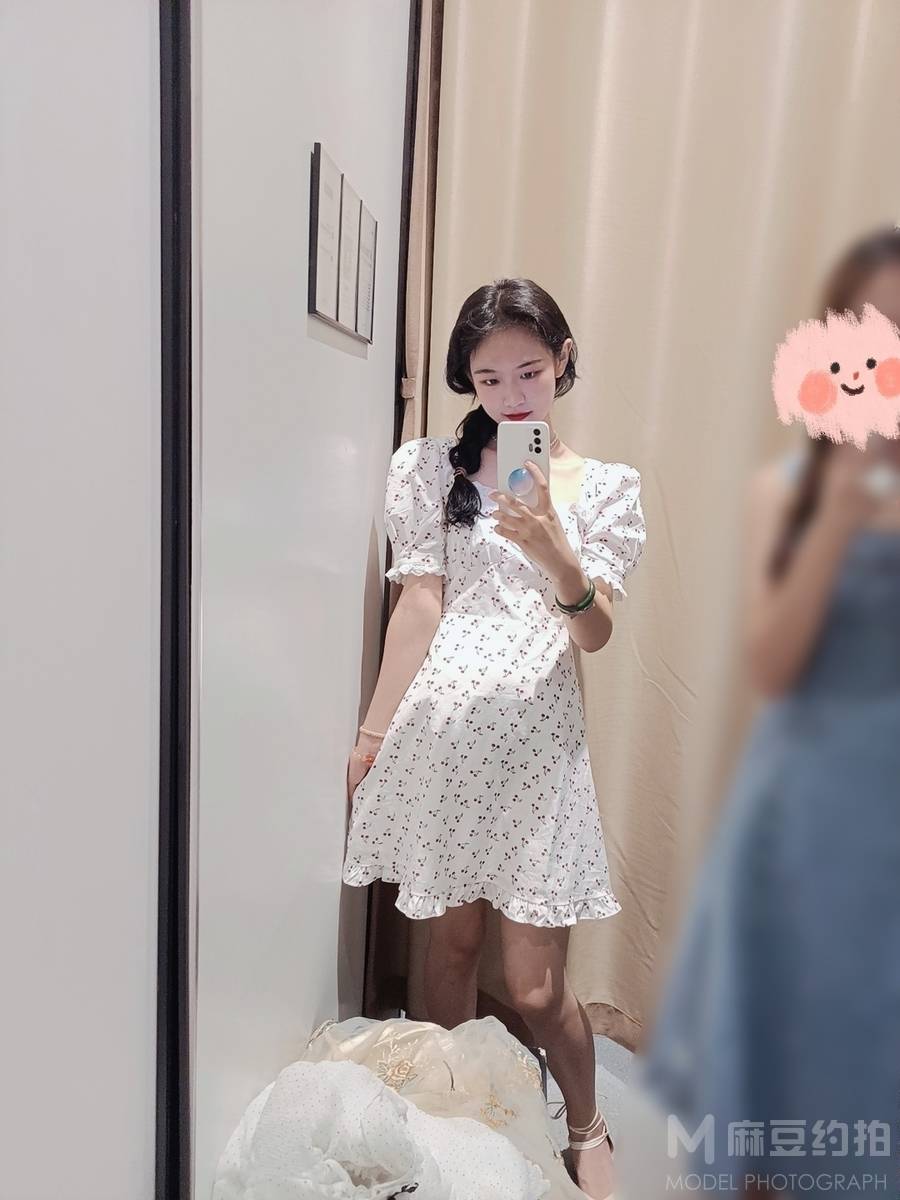 清新模特
