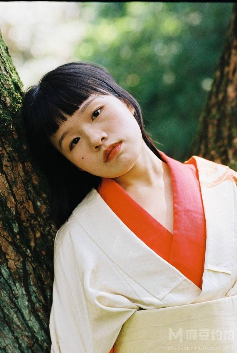 胶片模特