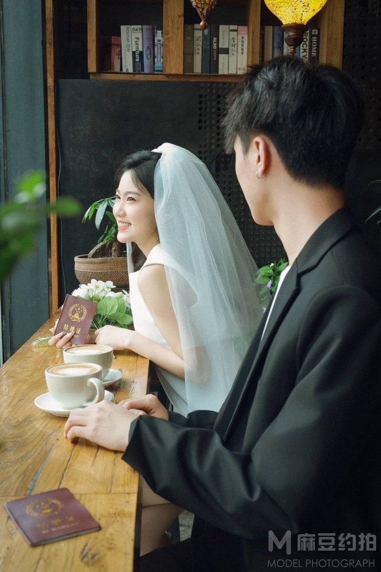 情侣模特