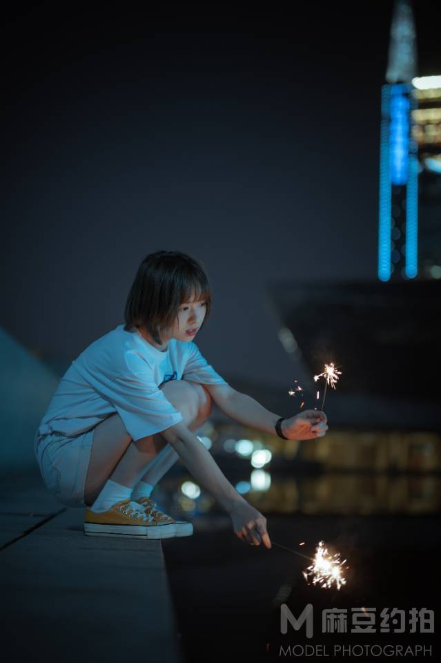 夜景模特