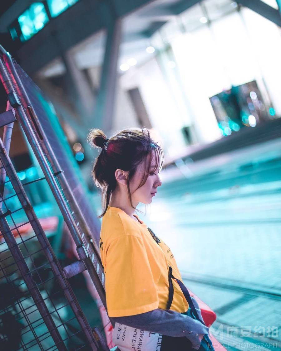 夜景模特