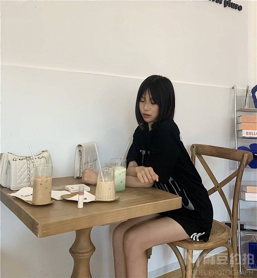 纪实模特