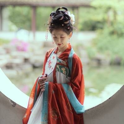 汉服模特