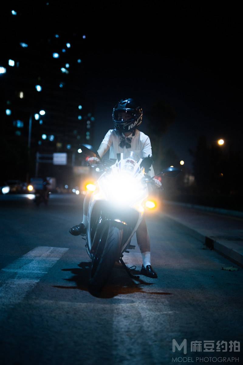 夜景模特