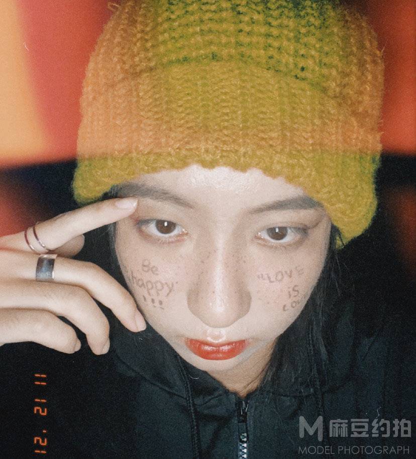 妆容模特