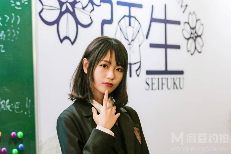 校园模特