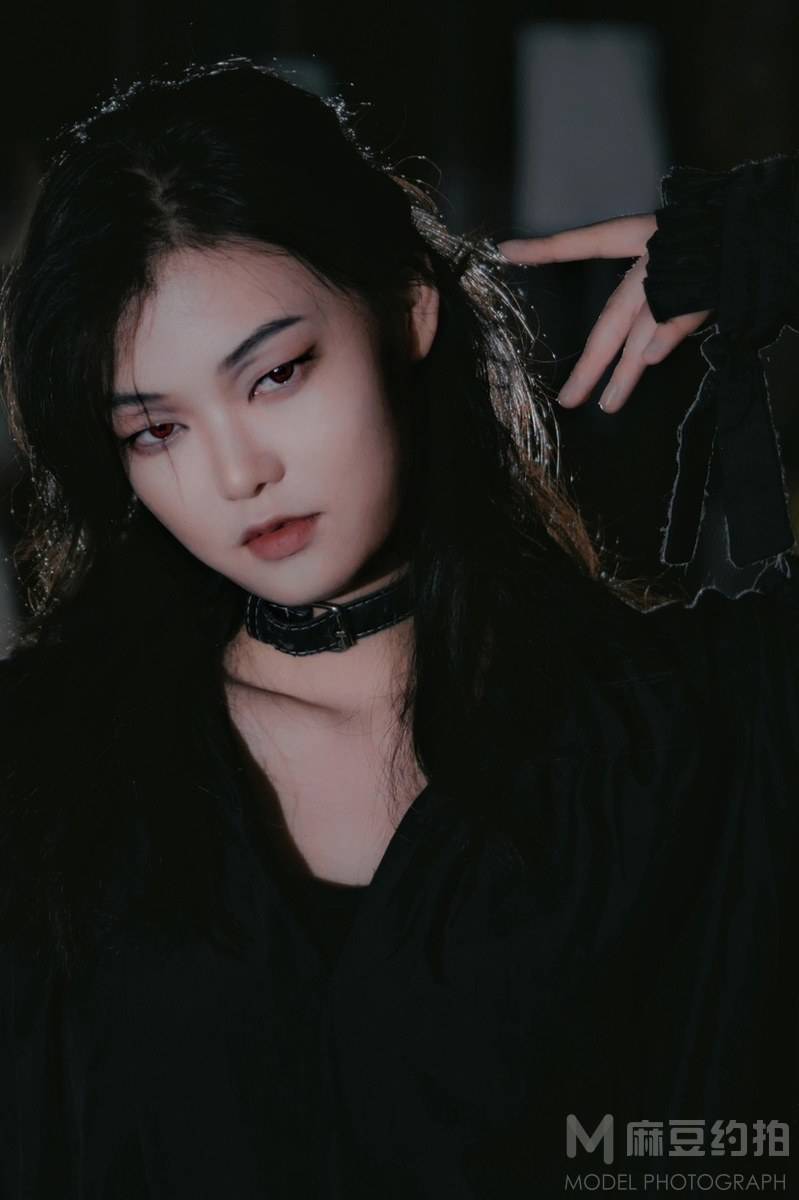 暗黑模特