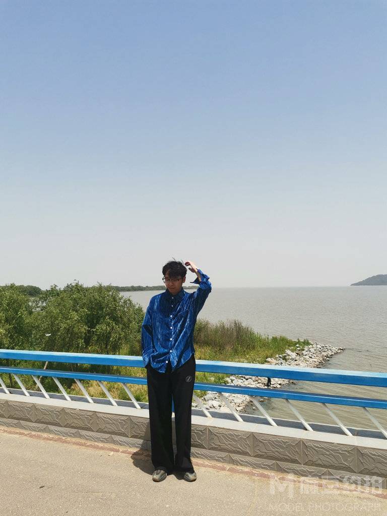 纪实模特