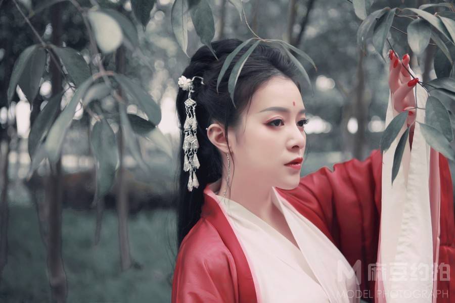 妆容模特