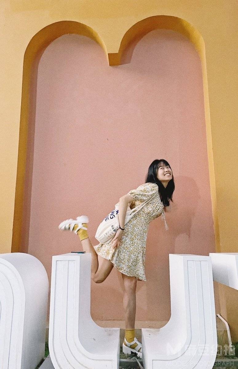 清新模特