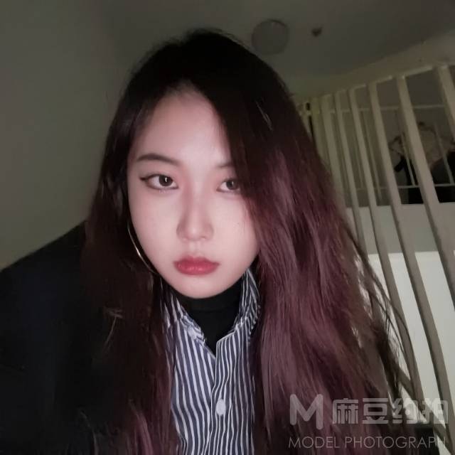 胶片模特