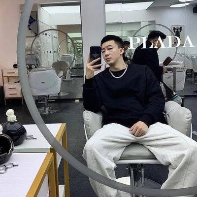 黑白模特