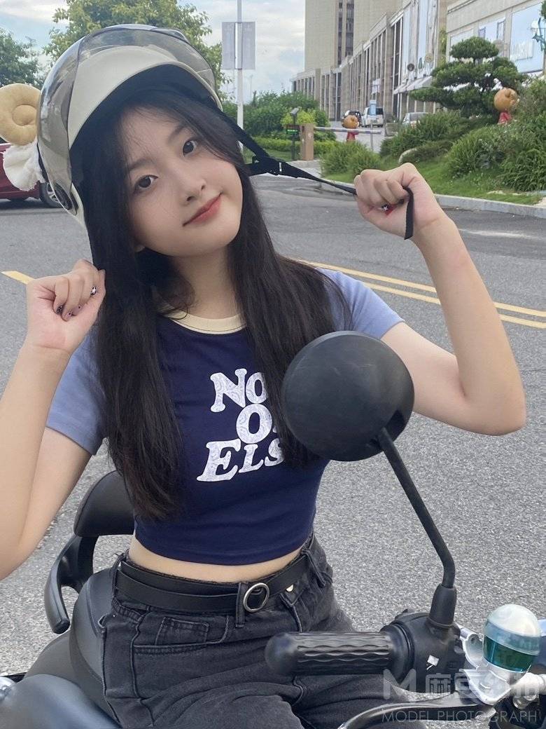 胶片模特