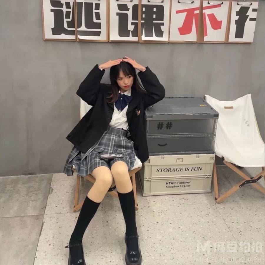 校园模特