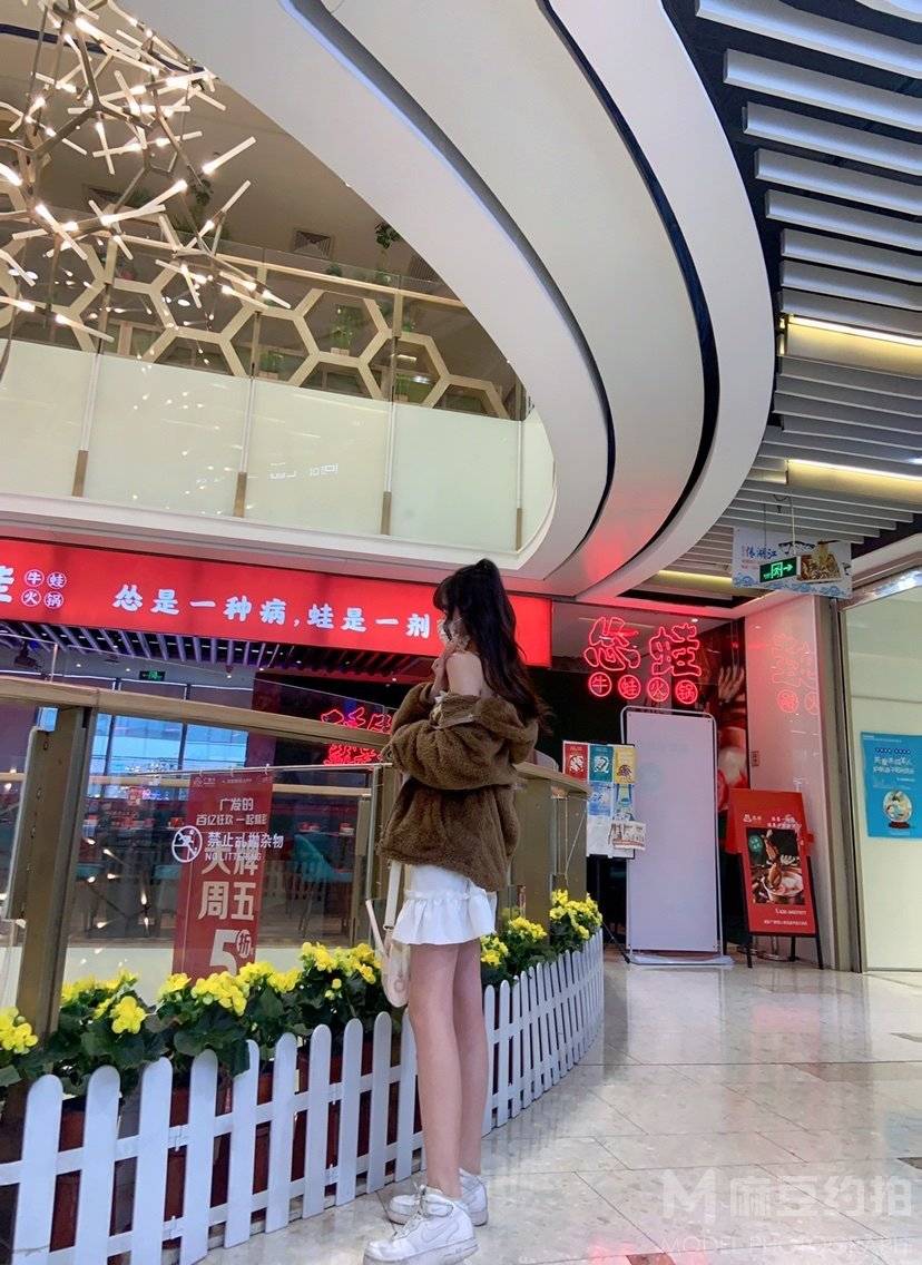 校园模特