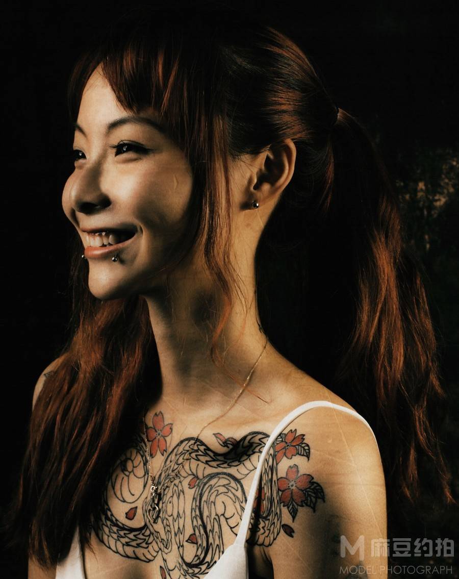 暗黑模特