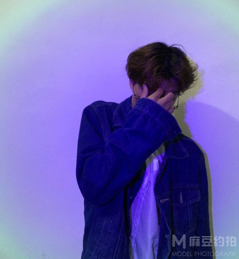 黑白模特