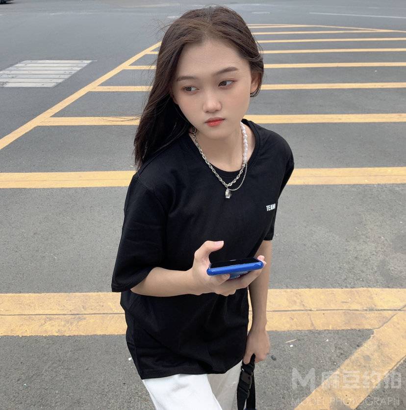 胶片模特