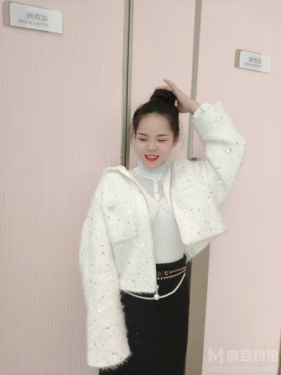 妆容模特
