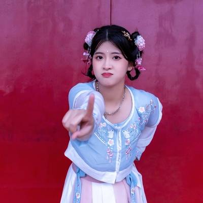 汉服模特